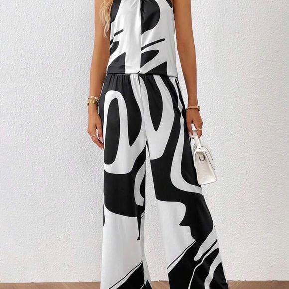 Graphic Print Halter Top & Wide Leg Pants Suit *NEW* - Picture 5 of 5